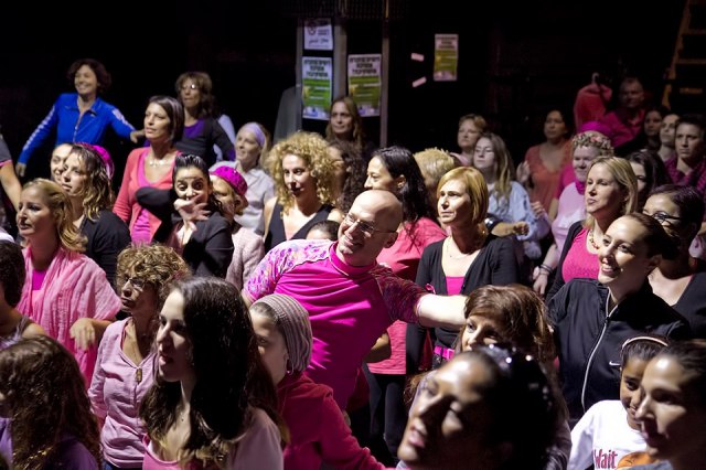 553584_4193387227745_1727585959_n