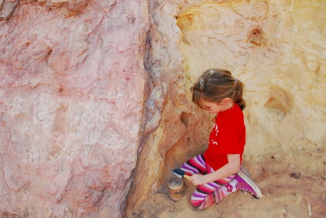 בחולות הצבעוניים במכתש הגדול