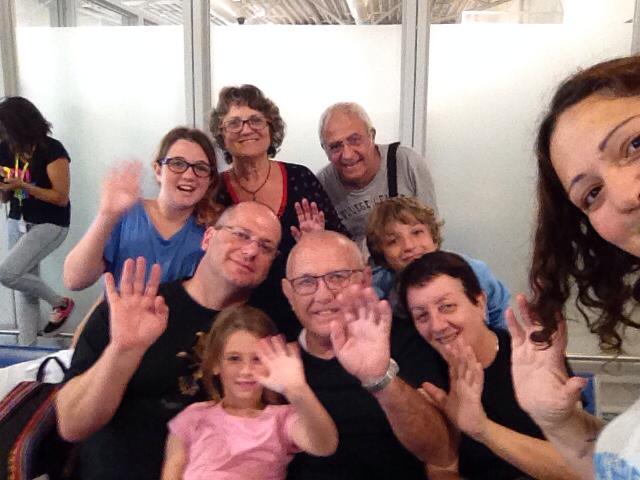 כל החבורה חוזרת מכרתים